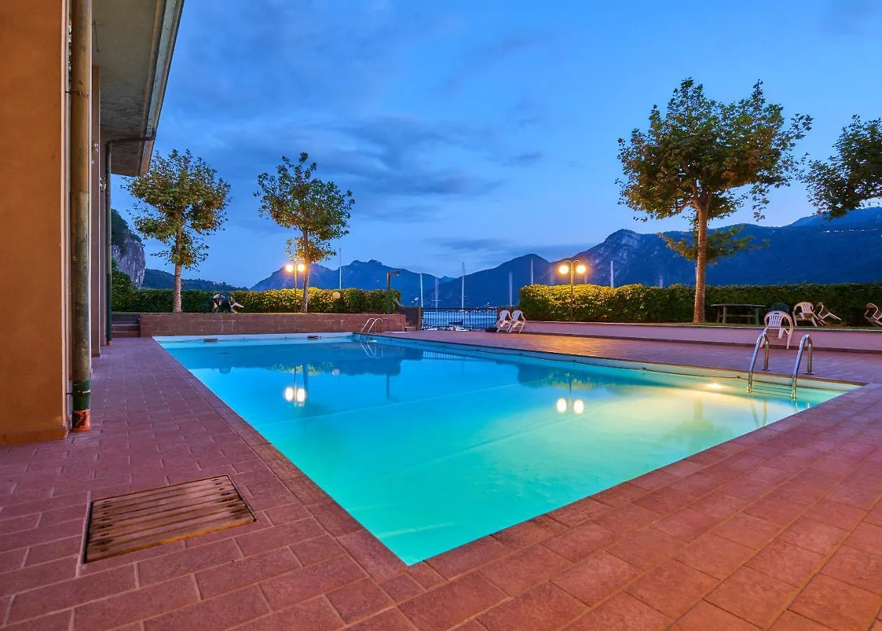 Aria Di Breva Apartment Lierna